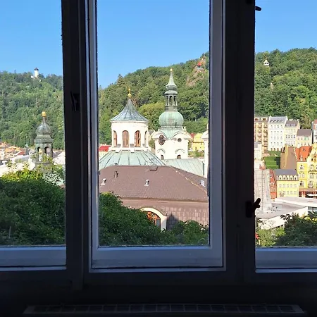 V Srdci Varu 아파트